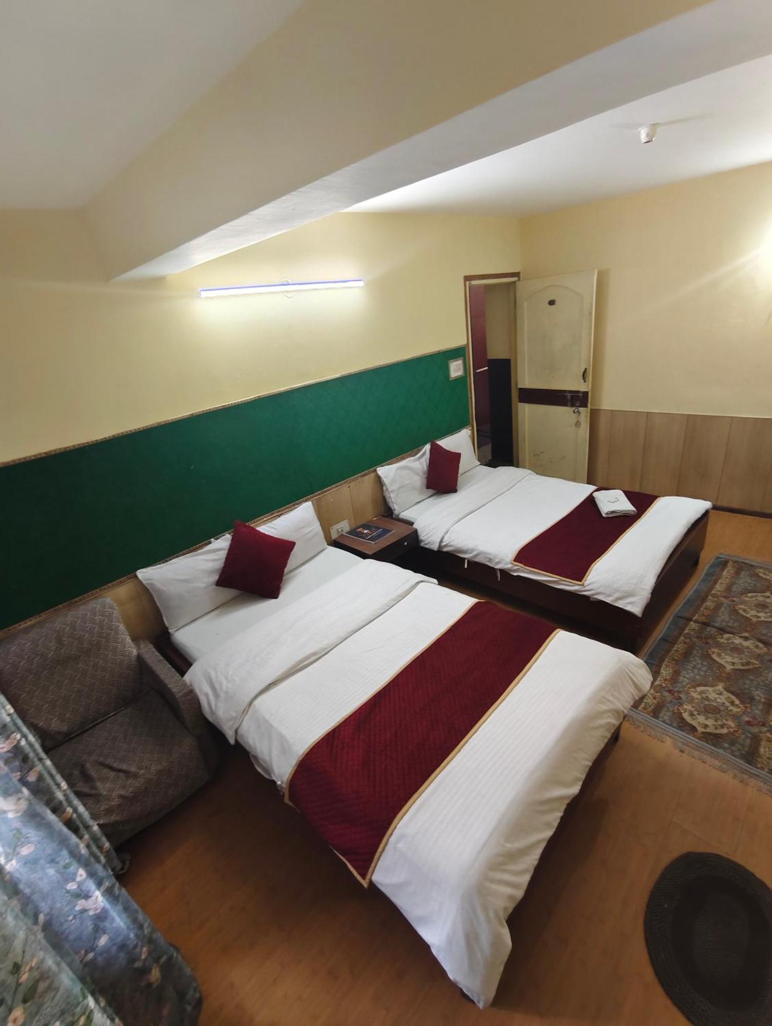 Hotel Lhonark Residency Gangtok Esterno foto