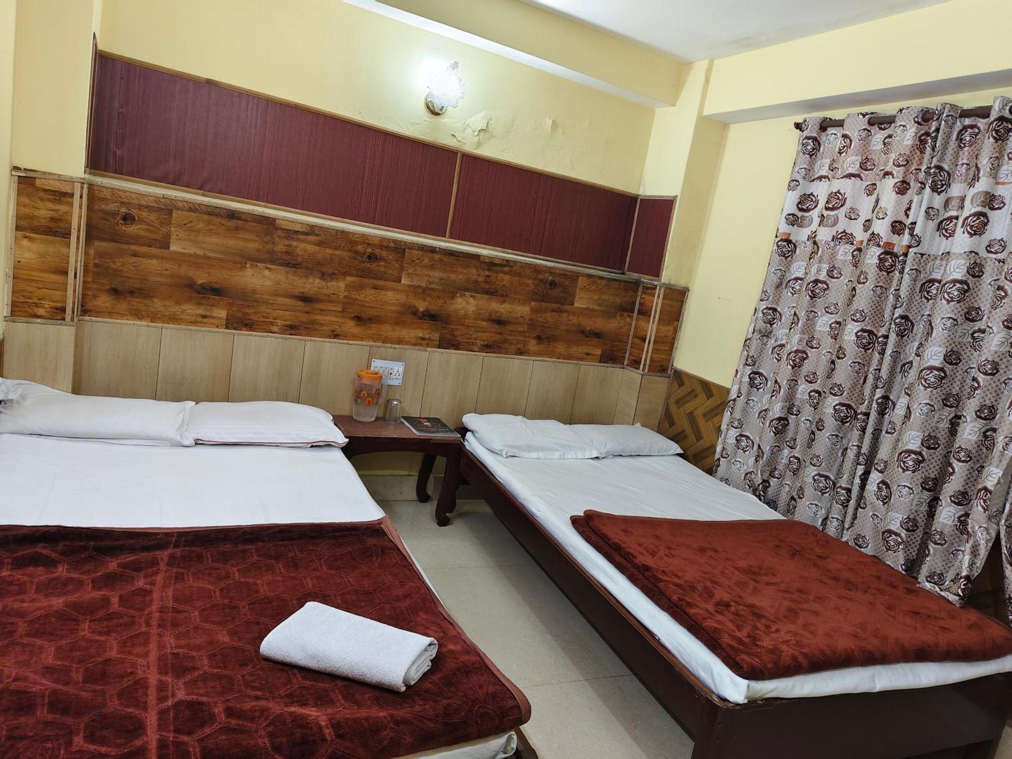 Hotel Lhonark Residency Gangtok Esterno foto