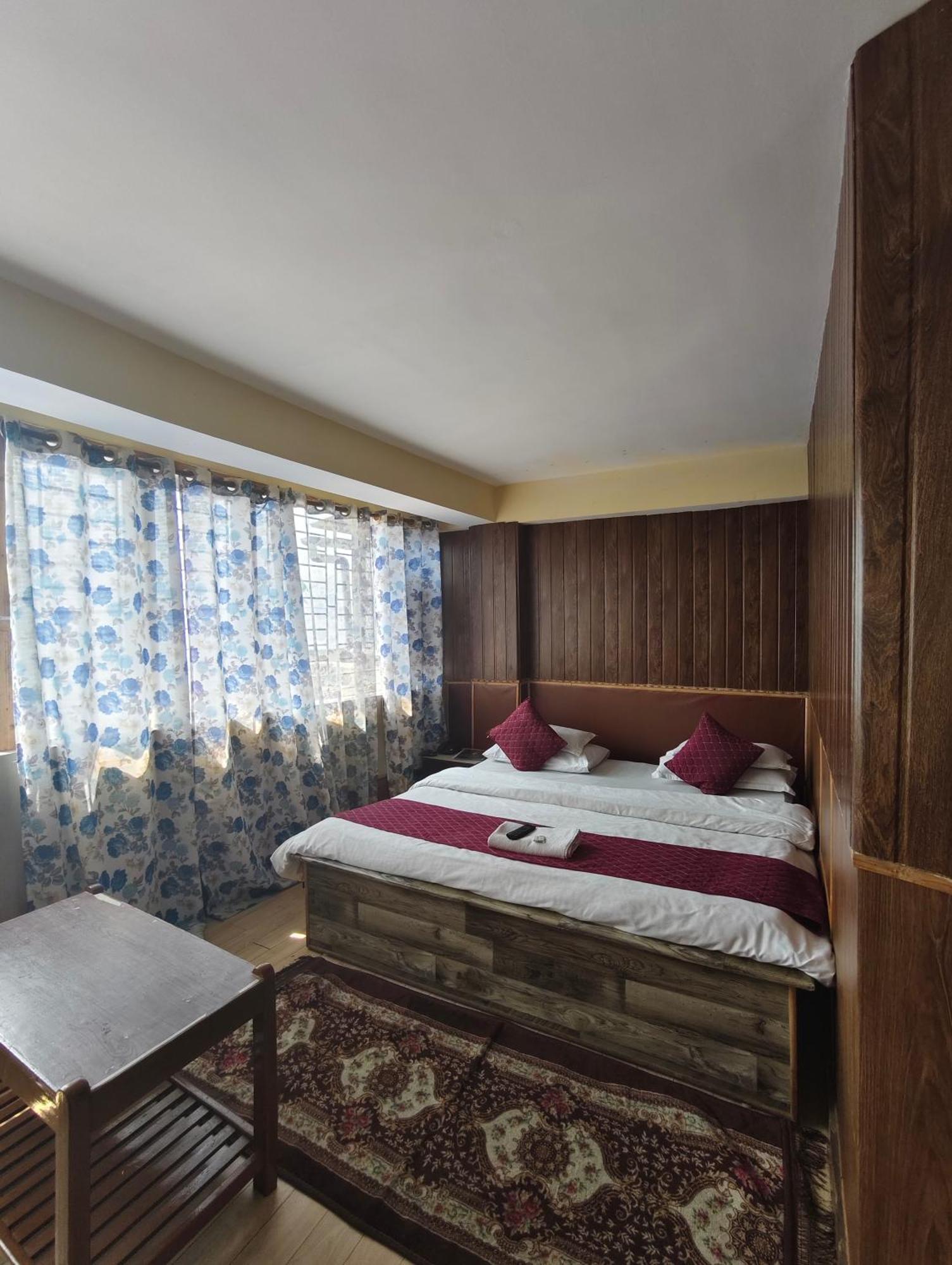 Hotel Lhonark Residency Gangtok Esterno foto