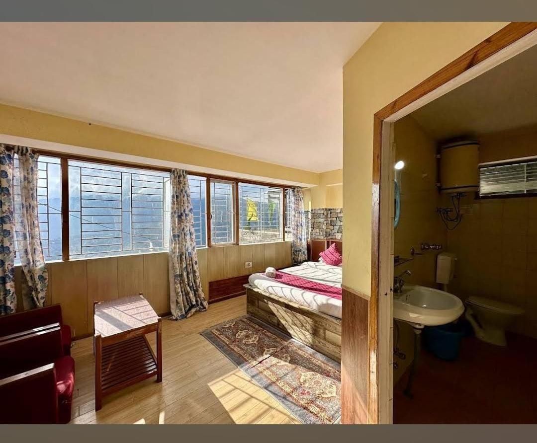 Hotel Lhonark Residency Gangtok Esterno foto