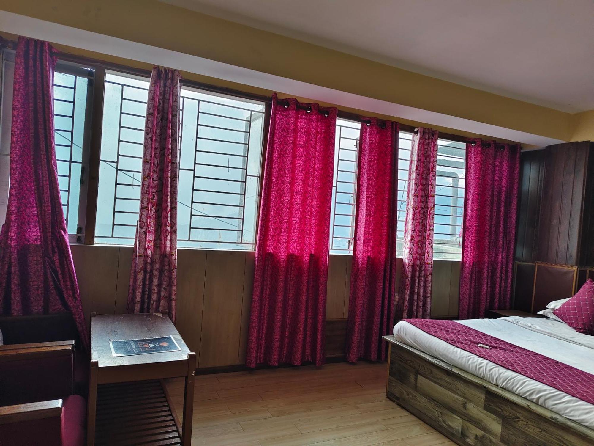 Hotel Lhonark Residency Gangtok Esterno foto